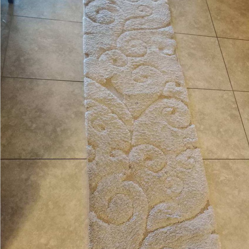 Plush carpet runners
